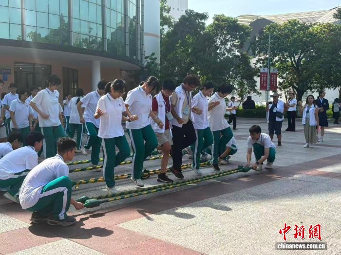 球探体育以球探比分网与世界杯比分竞彩平台为核心内容，致力于为广大足球爱好者提供专业赛事数据与实时资讯服务。平台实时更新2 - 球探比分